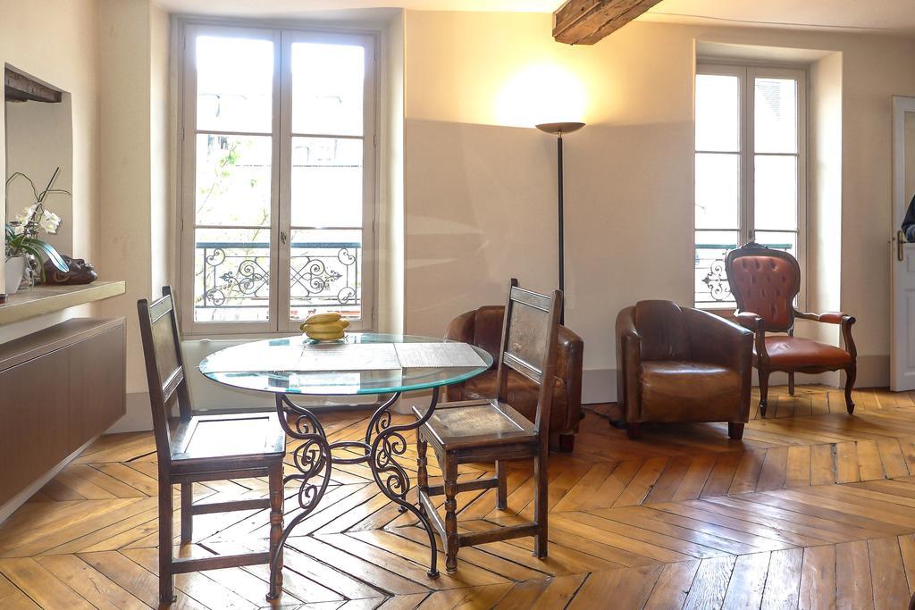 Appartement Contrescarpe Square - 2 Bedrooms In Latin Quarter Paris