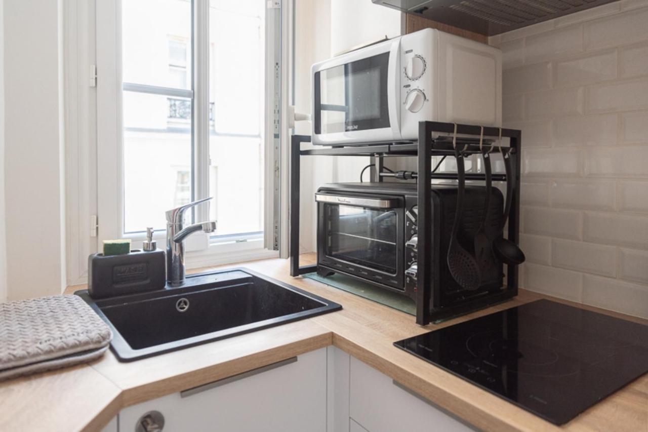 Very Bright Nest Close To Belleville Park Apartamento