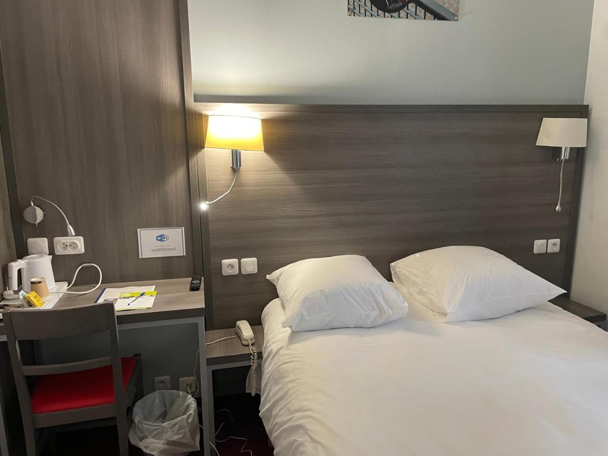 Hipotel Lilas Gambetta Hotel Paris