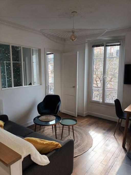 Tres Parisien Et Ensoleille Apartment Paris
