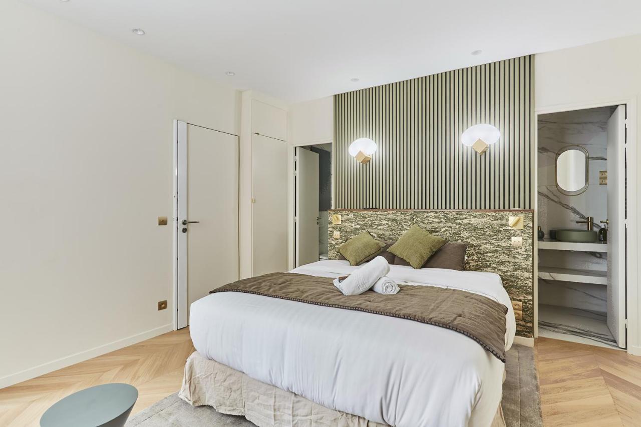 Champs Elysee Bu Prestige Apartment