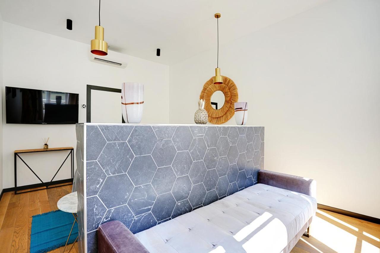Apartment Luxurious - 2br-8p -champs Elysees Paris