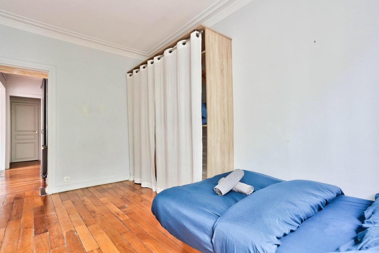 Apartment Quartier Parc Monceau Paris