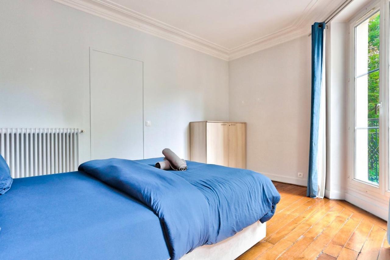 Quartier Parc Monceau Apartment
