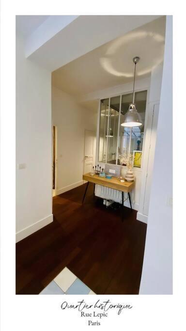 Lepic, Luxury Flat In Montmartre With Private Terrasse-appartement Entier Apartment Paris