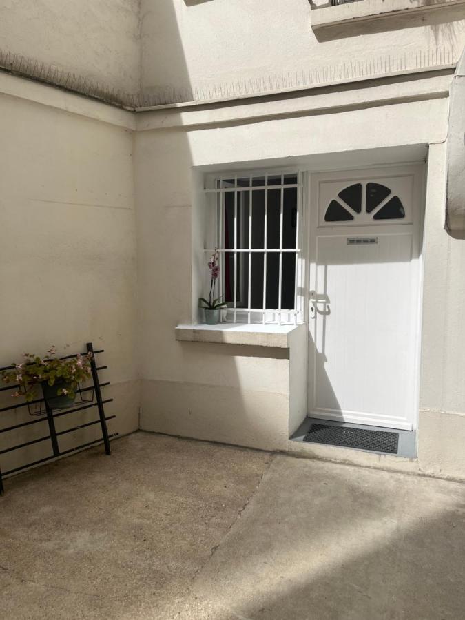 Apartment Studio 13m2 15 Quartier Commerce *