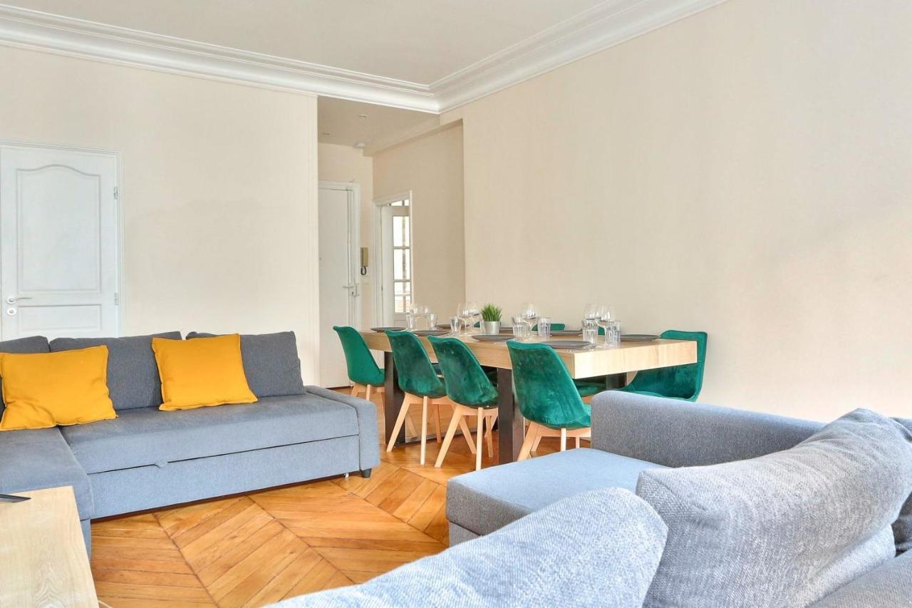 Arc De Triomphe Superbe Free Netflix Apartment *