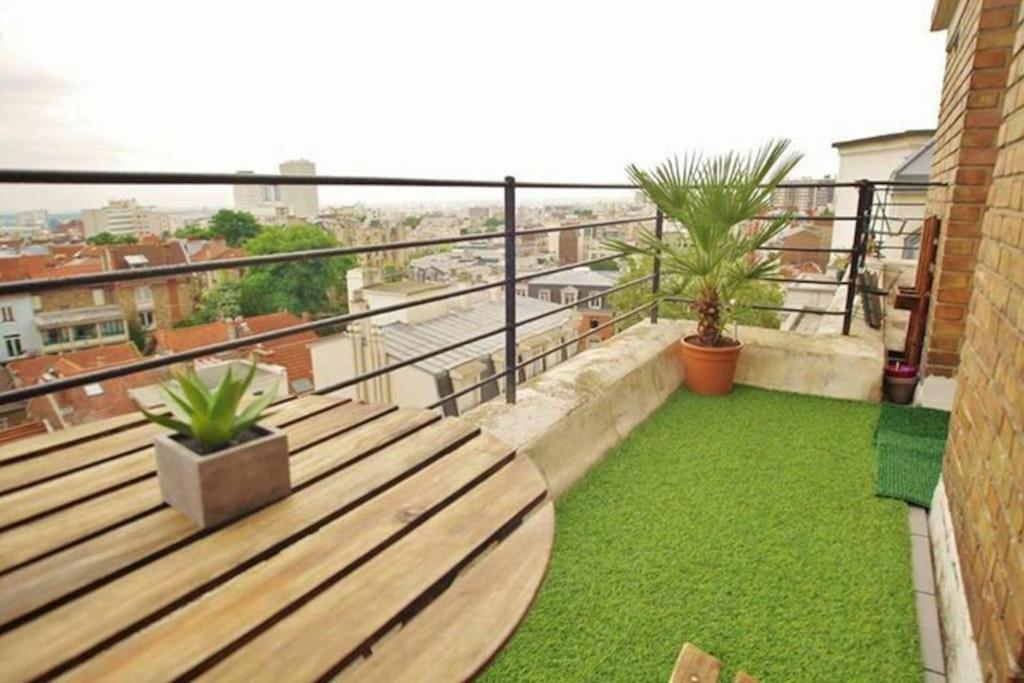 Studio Avec Terrasse Agreable, Metro Paris20 Apartamento