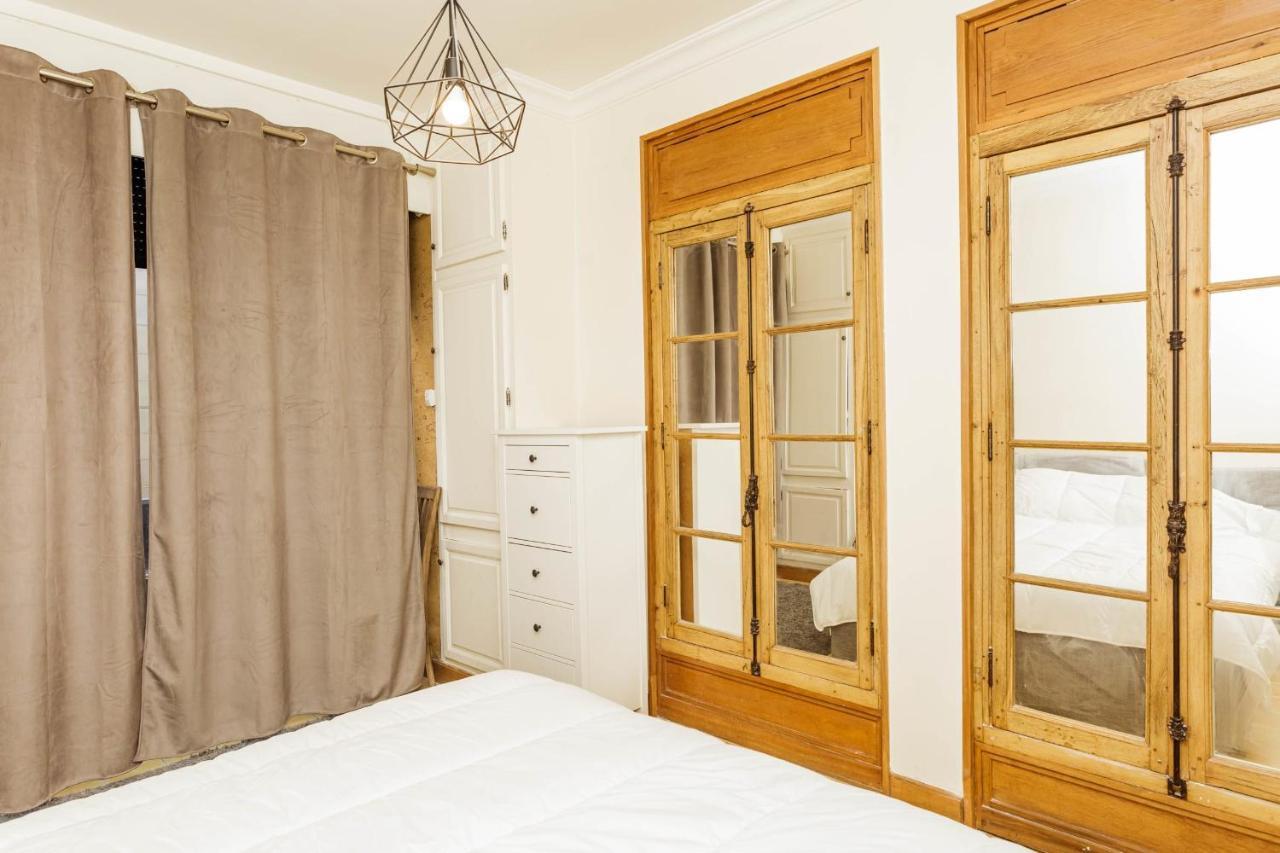Charming With Terrace In The Heart Of The 17th * Paris