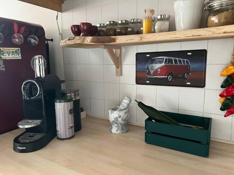 Grand Avec Balcon Et Parking Gratuit Sur Place Apartment Paris