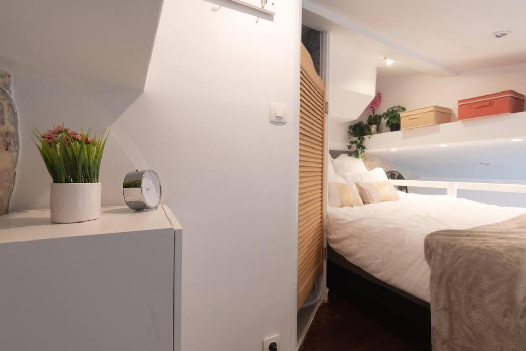 Apartment Duplex Parisien En Face Metro13 *