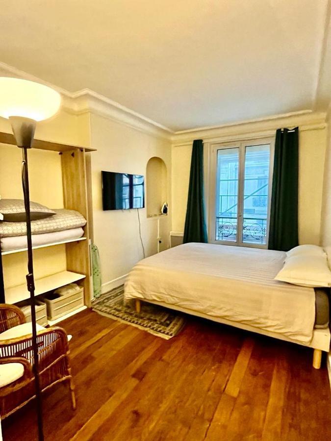 Charming Voltaire Apartment