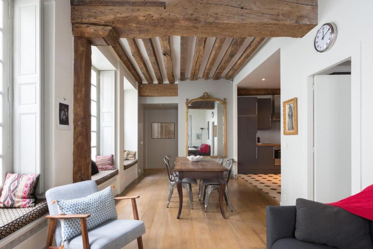 Charming In Le Marais Apartamento *