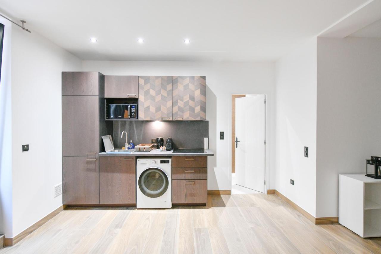 Apartment Le Charme De Montmartre - Patio Prive-sacre-coeur - Parking Gratuit - Metro Anvers