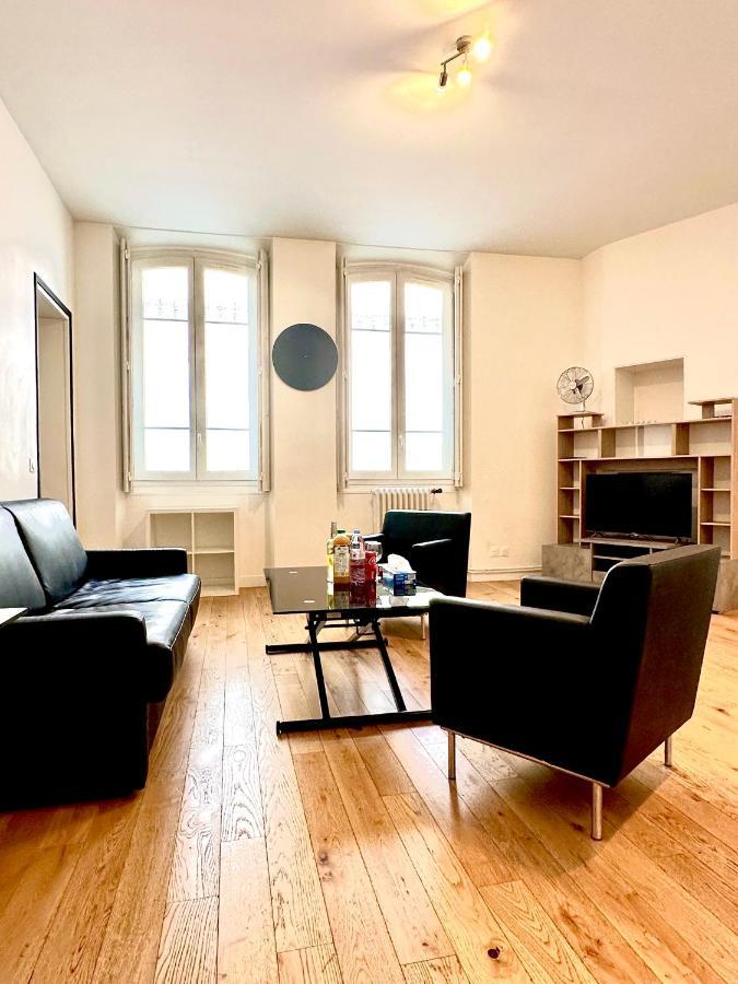 Champs Elysees 3 Apartamento *