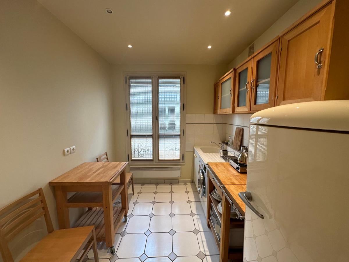 70 Sqm In 75008 * Paris