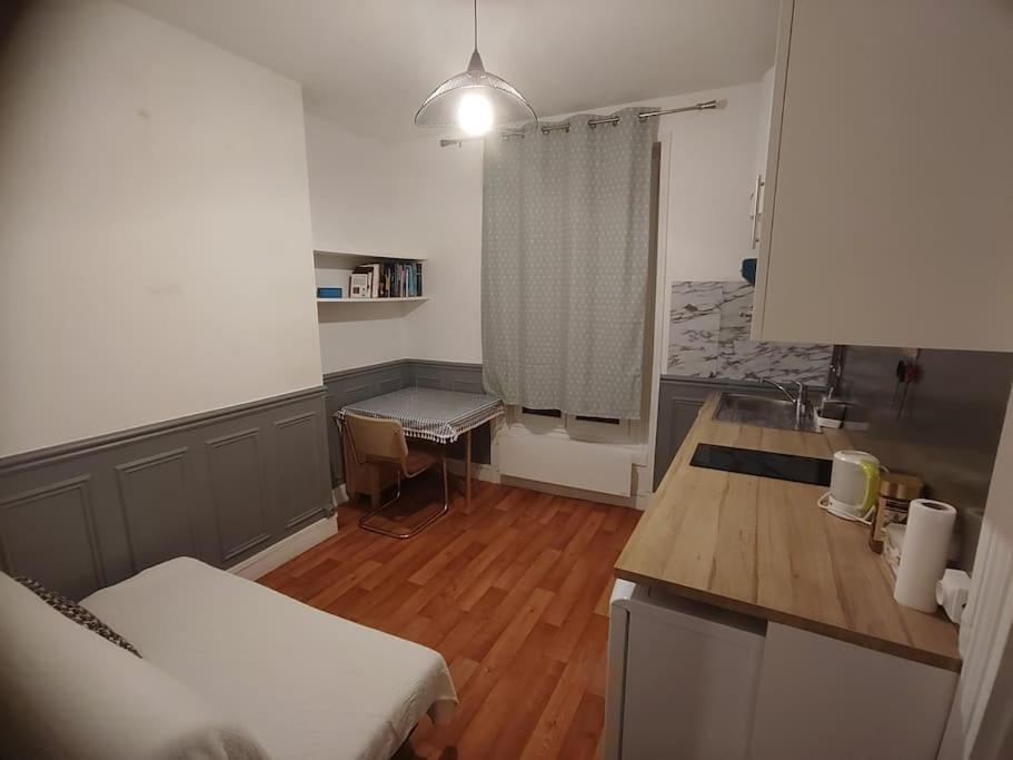 Apartment Joli Appart Fonctionnel 2 Pieces Dernier Etage