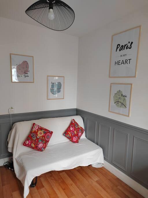 Joli Appart Fonctionnel 2 Pieces Dernier Etage Apartment *