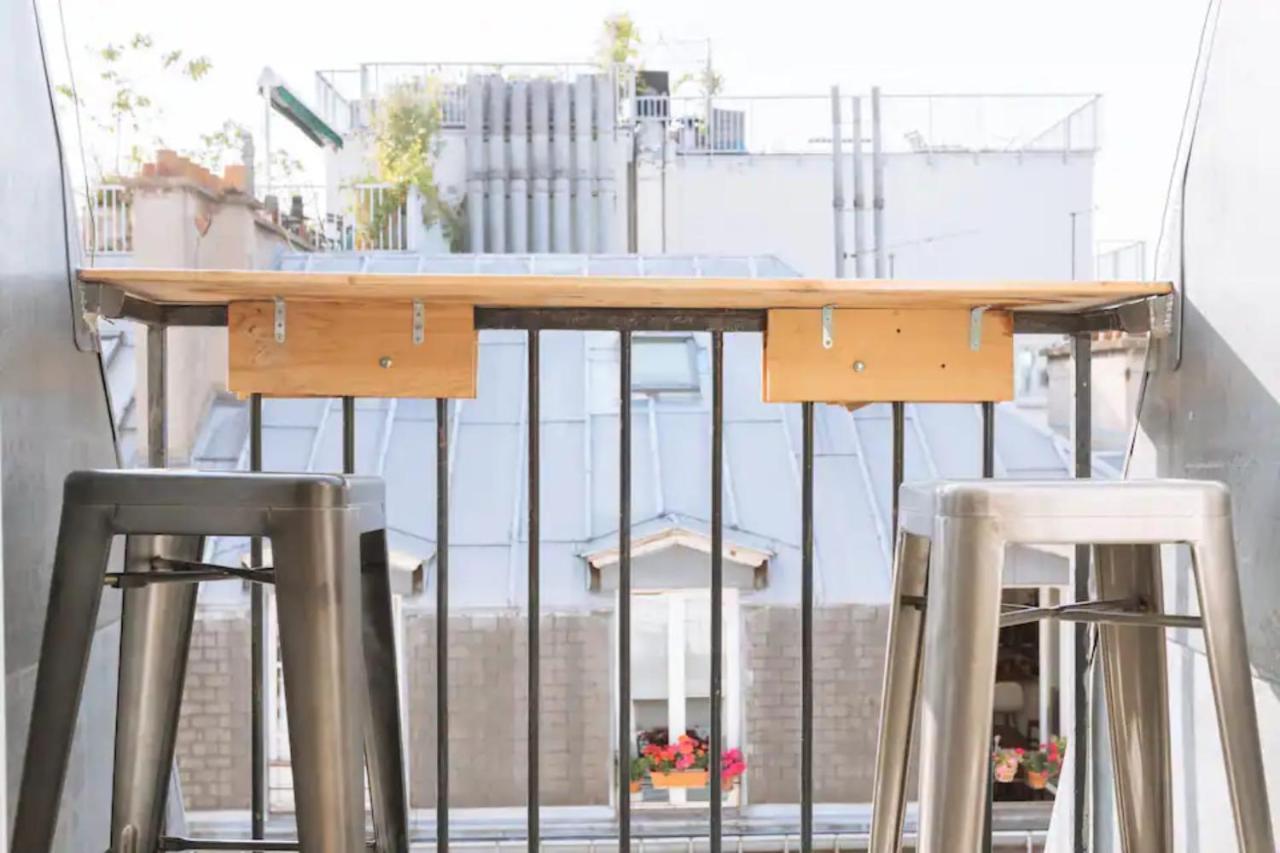 Apartment Ideally Located 2bd For 3 With Balcony&view