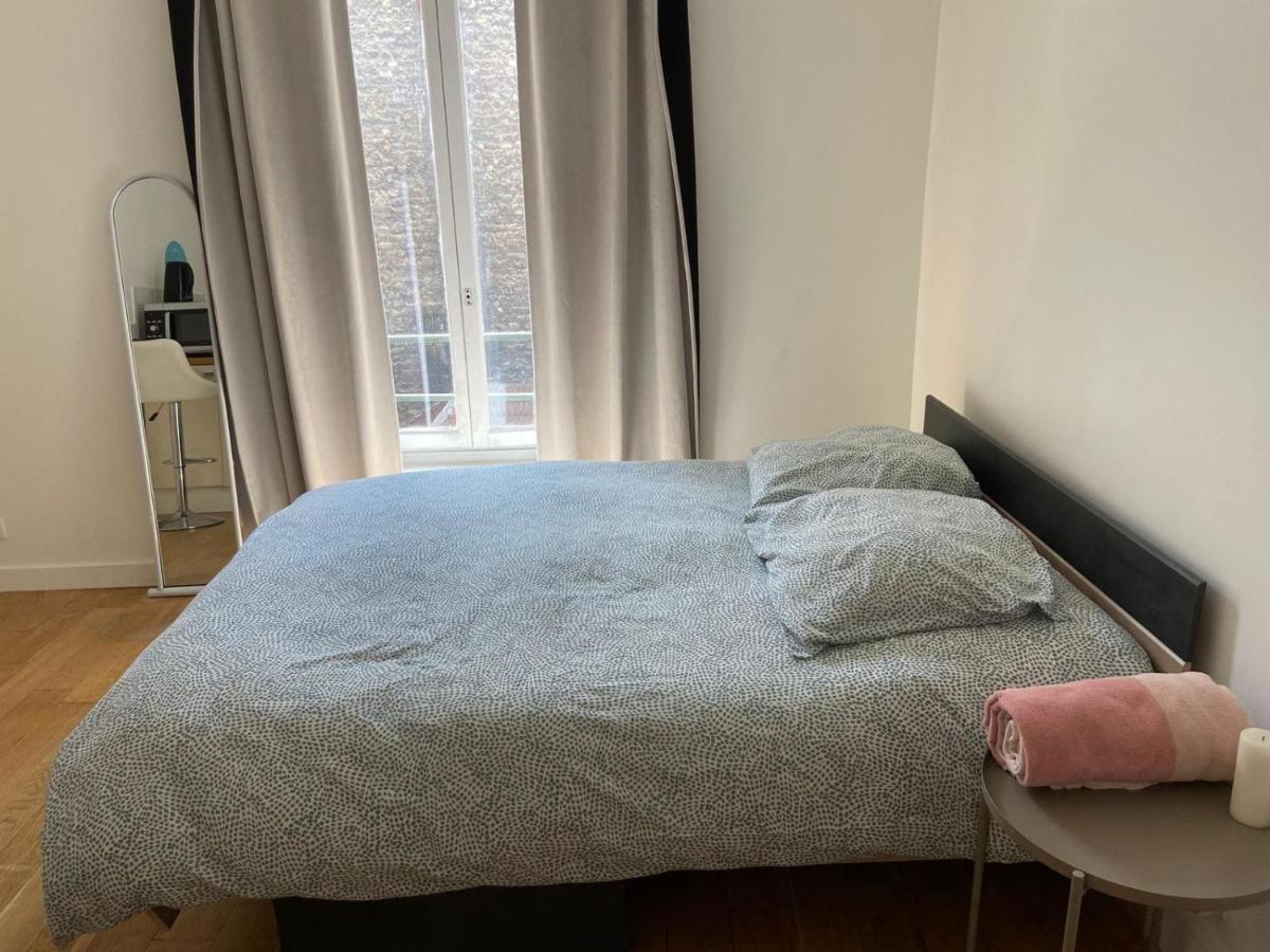 Studio Quai De Valmy Apartment Paris