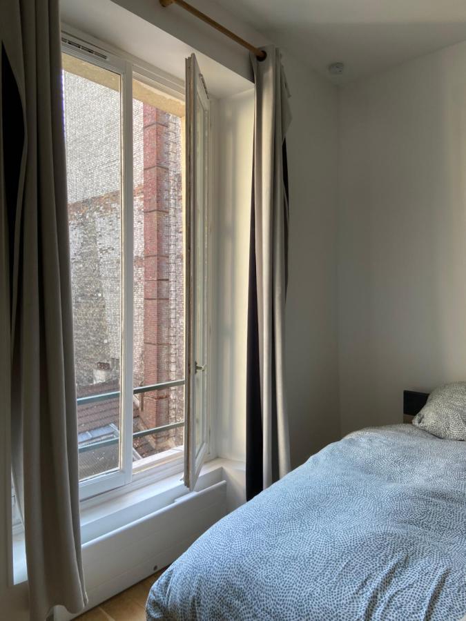 Studio Quai De Valmy Paris