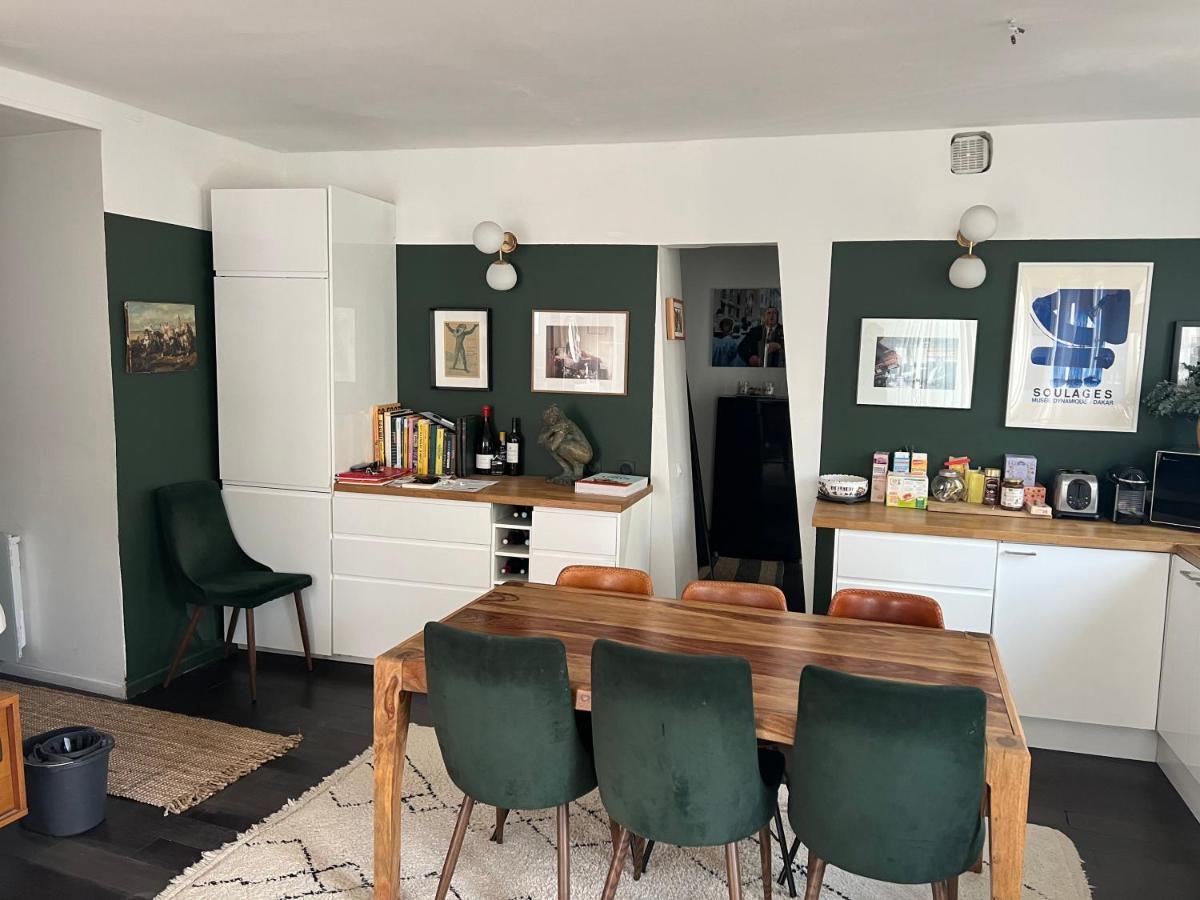 Privee Dans Superbe Parisien ! Homestay Paris