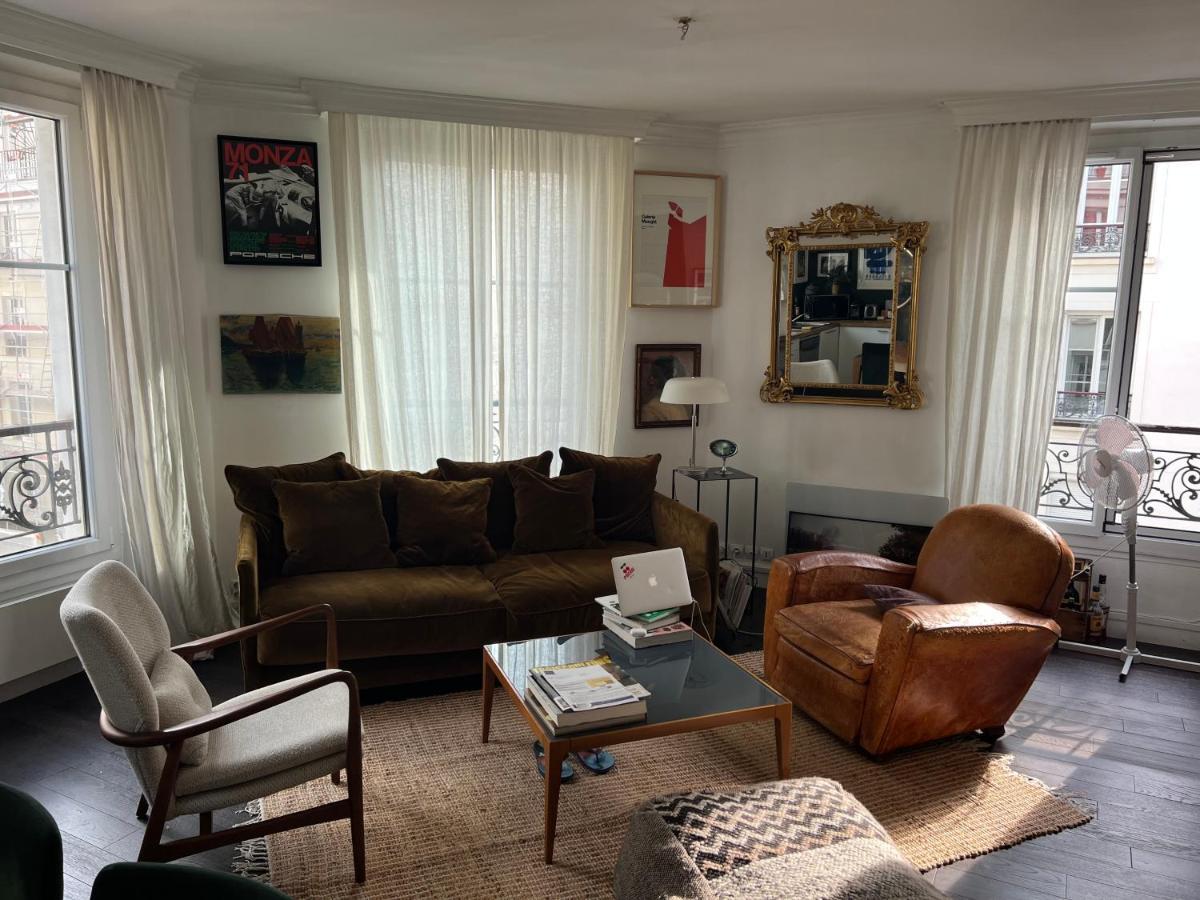 Privee Dans Superbe Parisien ! Homestay Paris