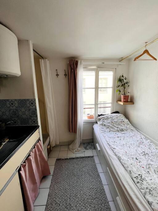 Cute Marais Private For 2
