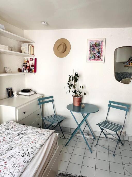Cute Marais Private For 2