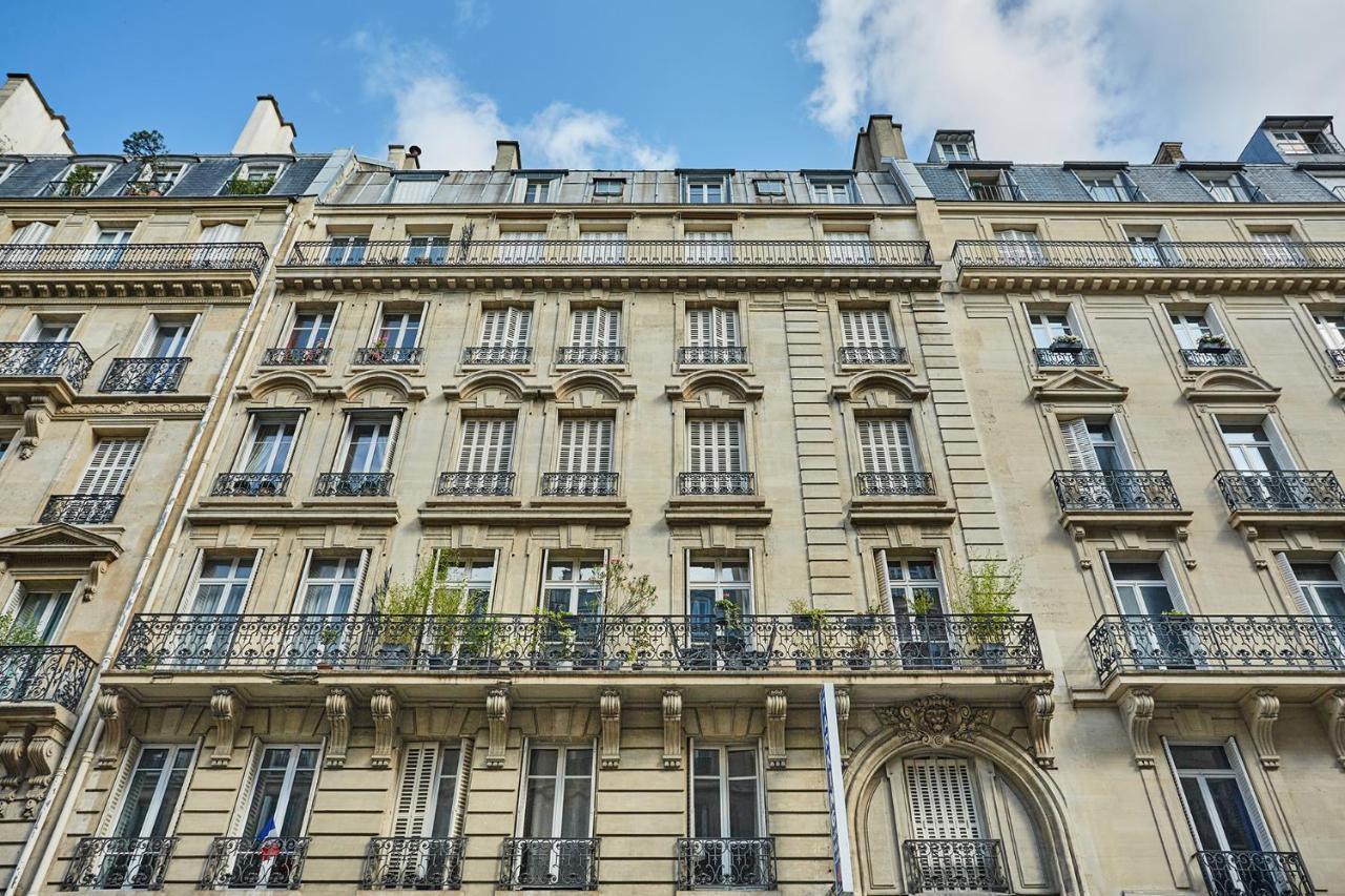 Apartment Place De L'etoile By Studio Prestige Paris