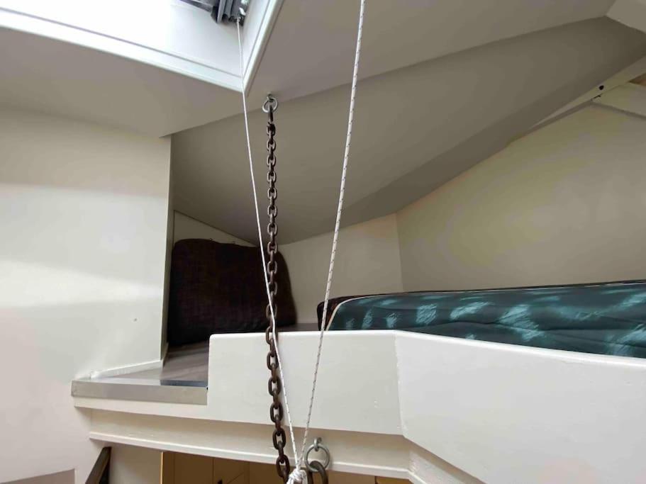 Studio 9m2 Tour Eiffel Invalide Champ De Mars 75015 Apartment