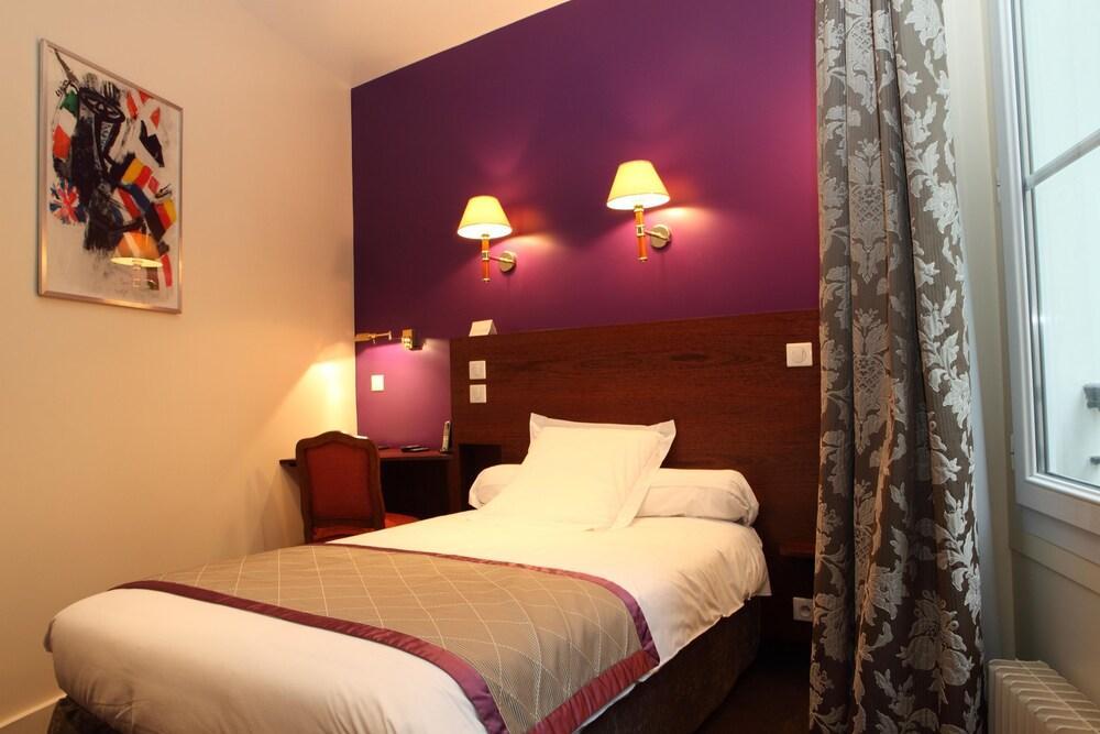 Queens Boutique Hotel 3*