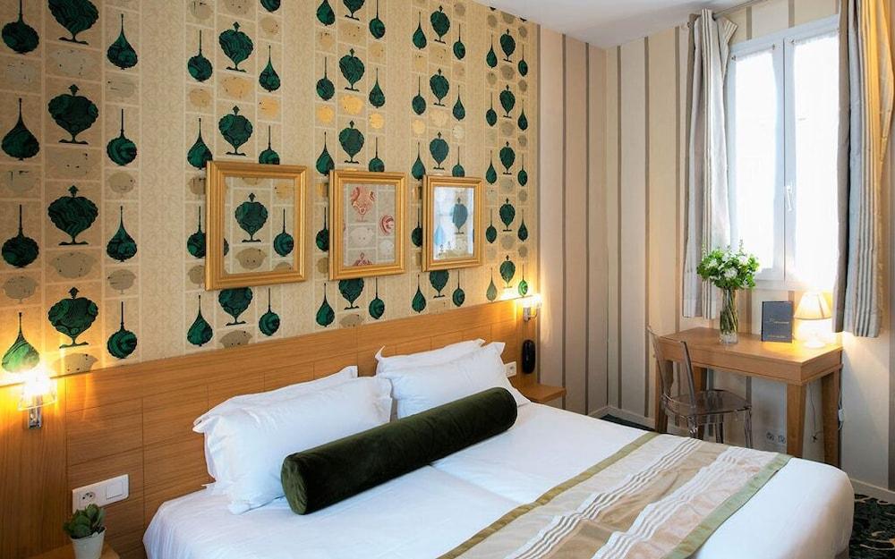 Romance Malesherbes By Patrick Hayat Hotel
