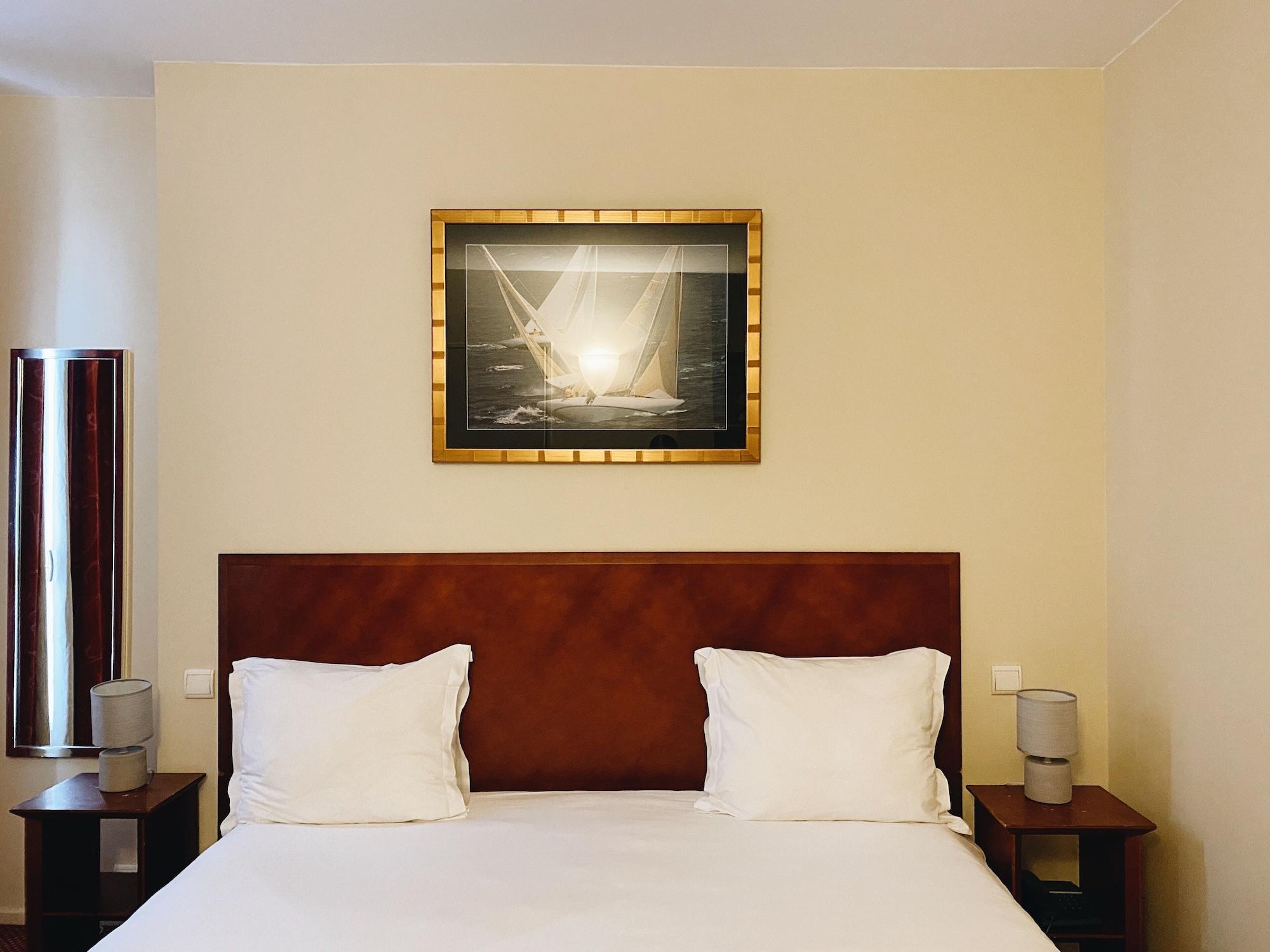 Hotel Bellevue Montmartre Paris
