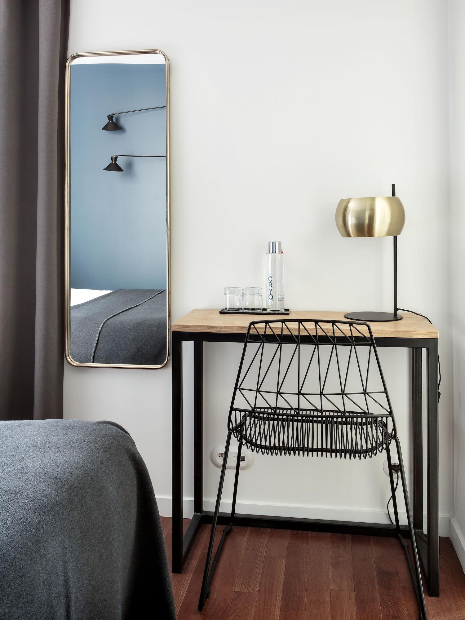 New Le Voltaire 4* Paris