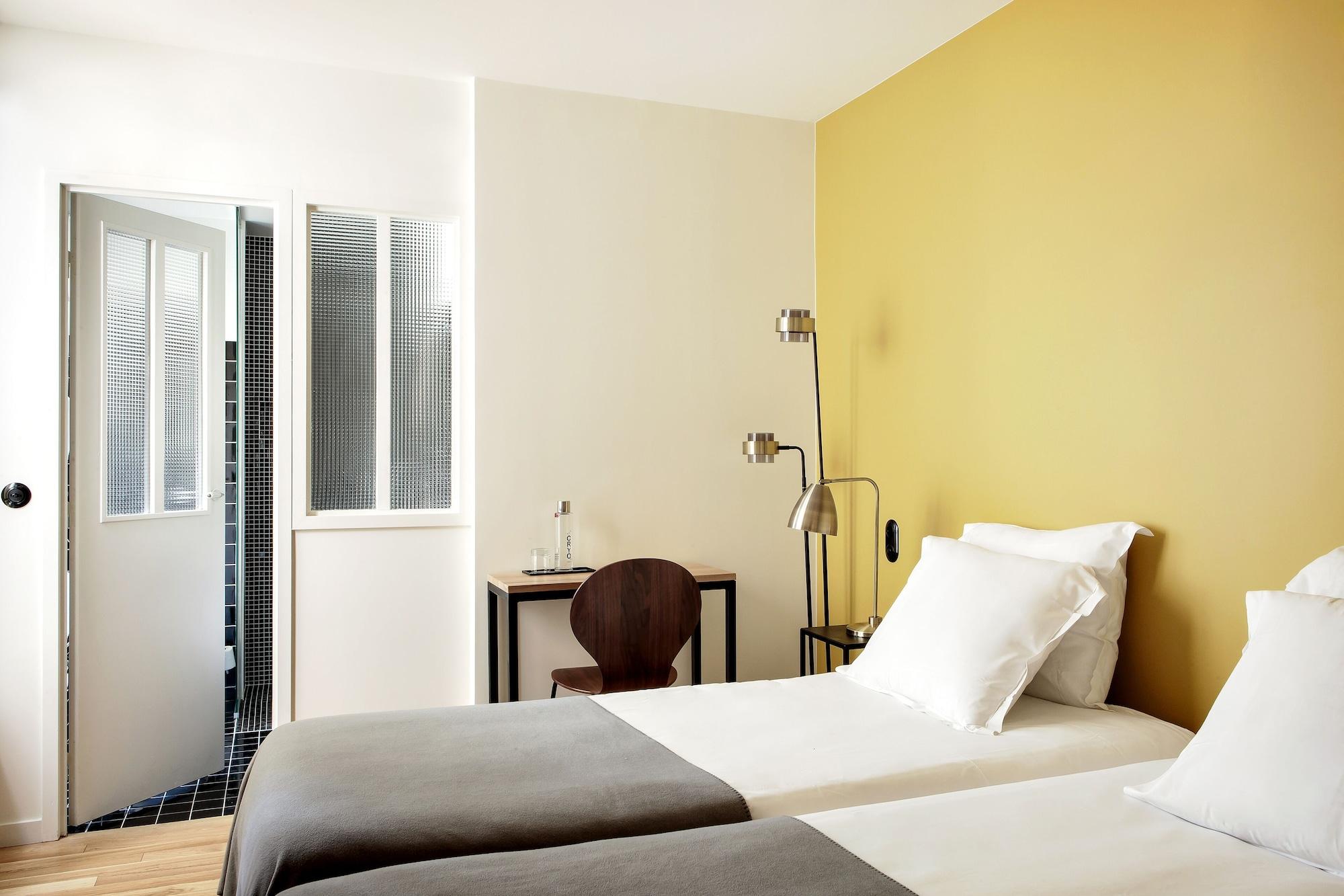 New Le Voltaire Hotel Paris