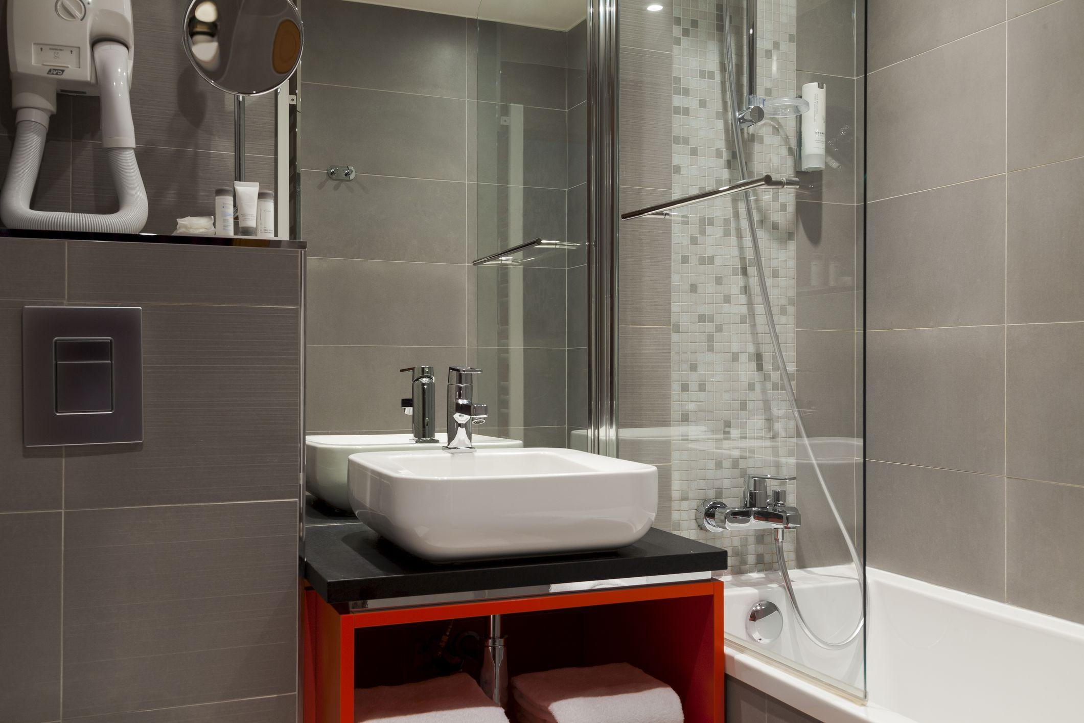 Timhotel Opéra Blanche Fontaine Paris