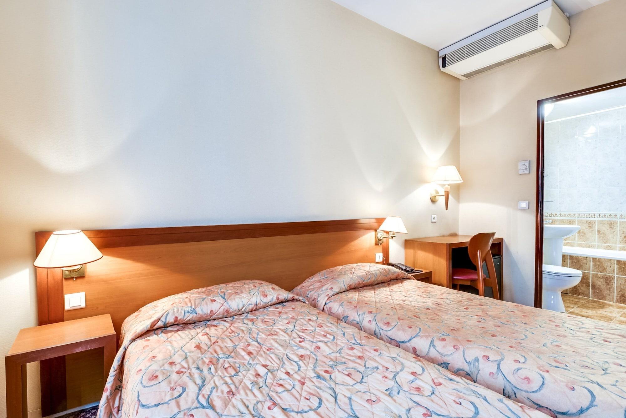 La Dependance 3* Paris