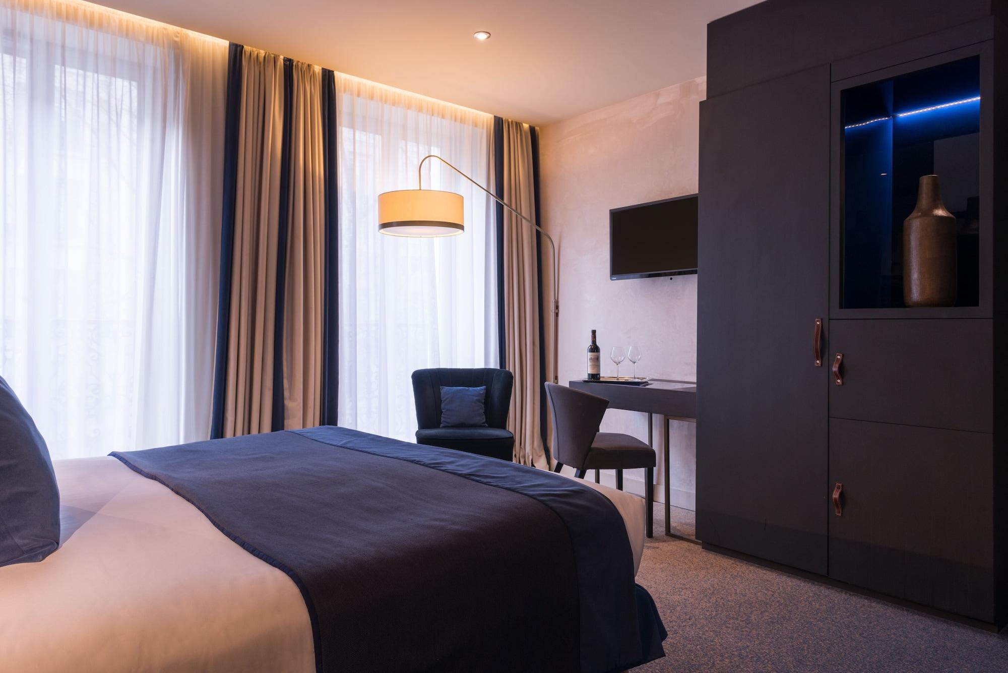 Hotel De La Bourdonnais Paris