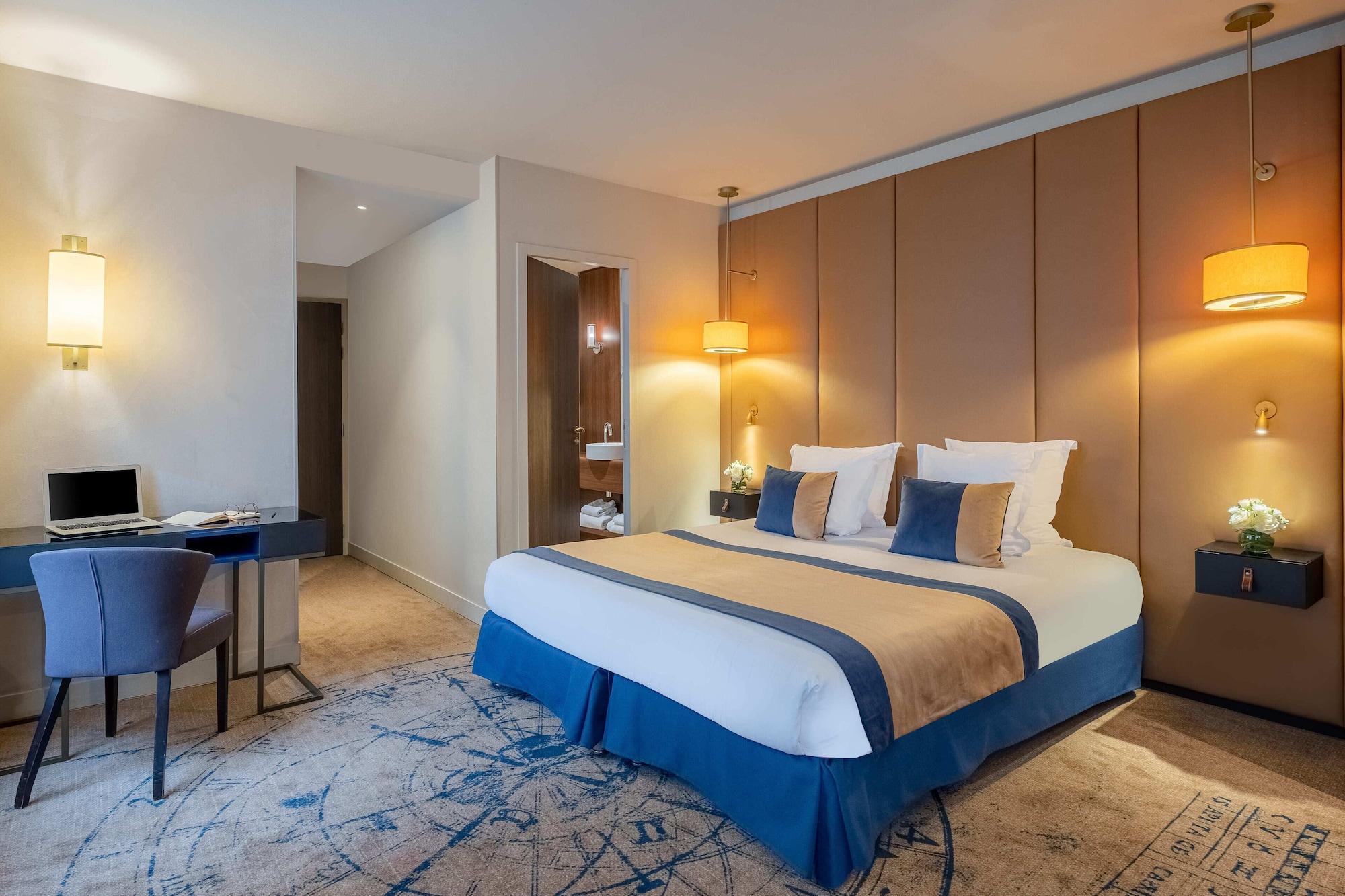 De La Bourdonnais Paris