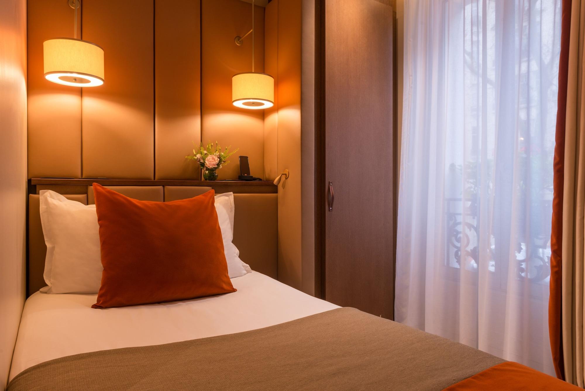 Hotel De La Bourdonnais Paris