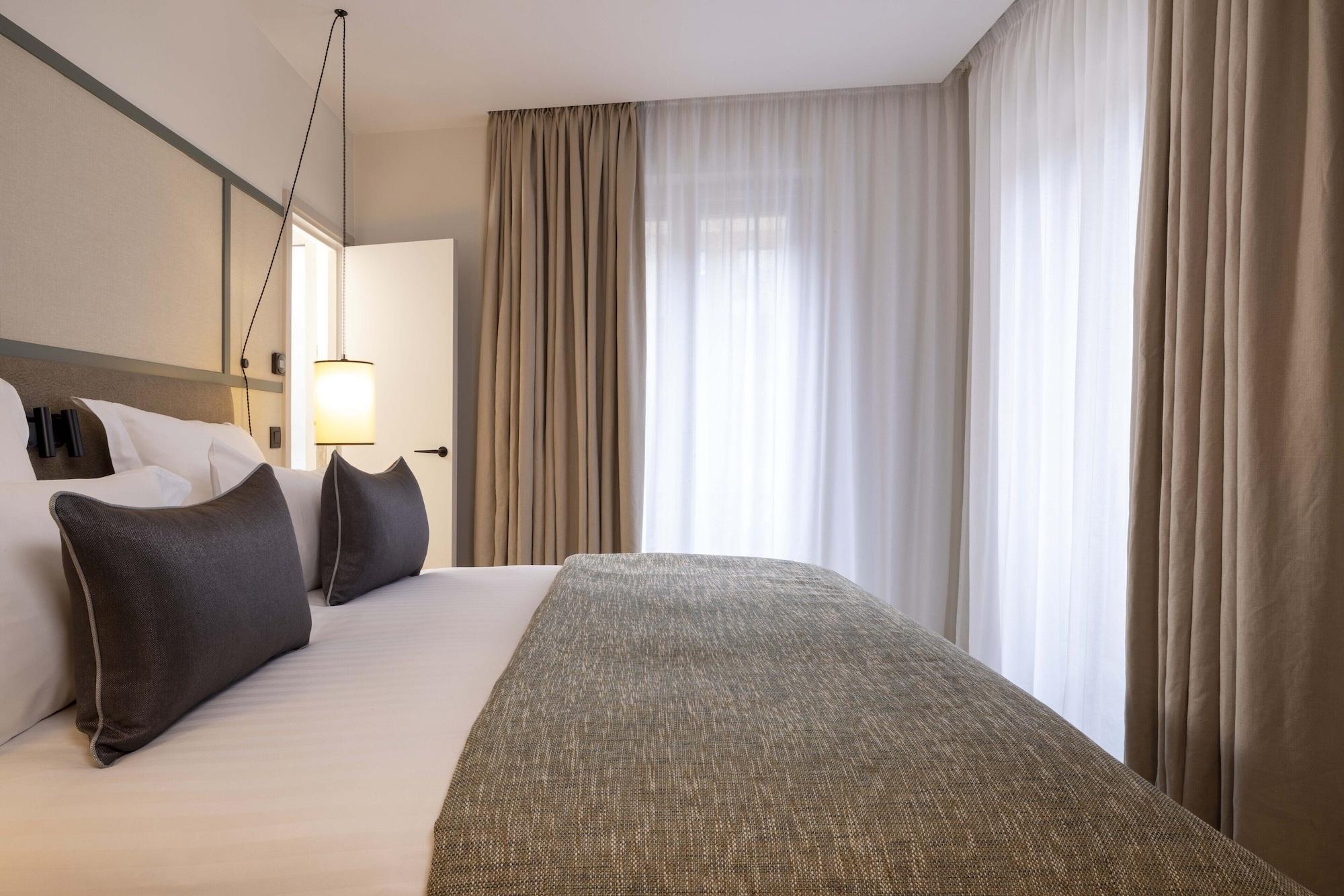 Toujours & 4* Paris