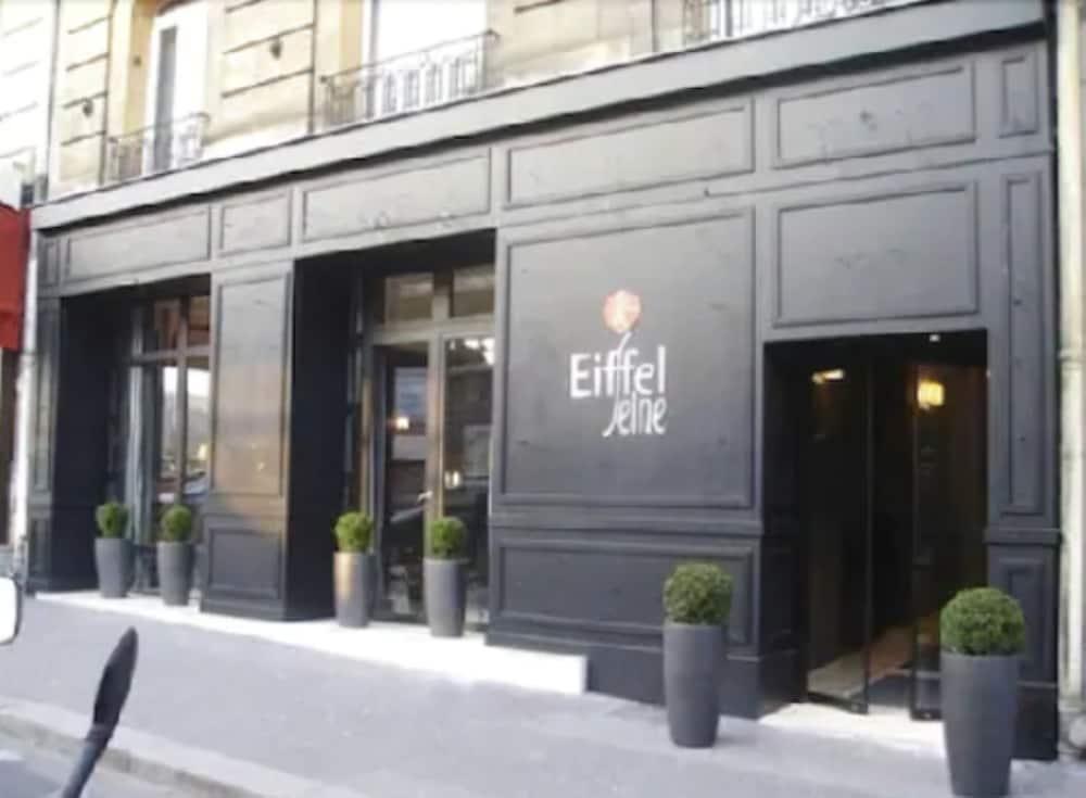 Hotel Eiffel Seine