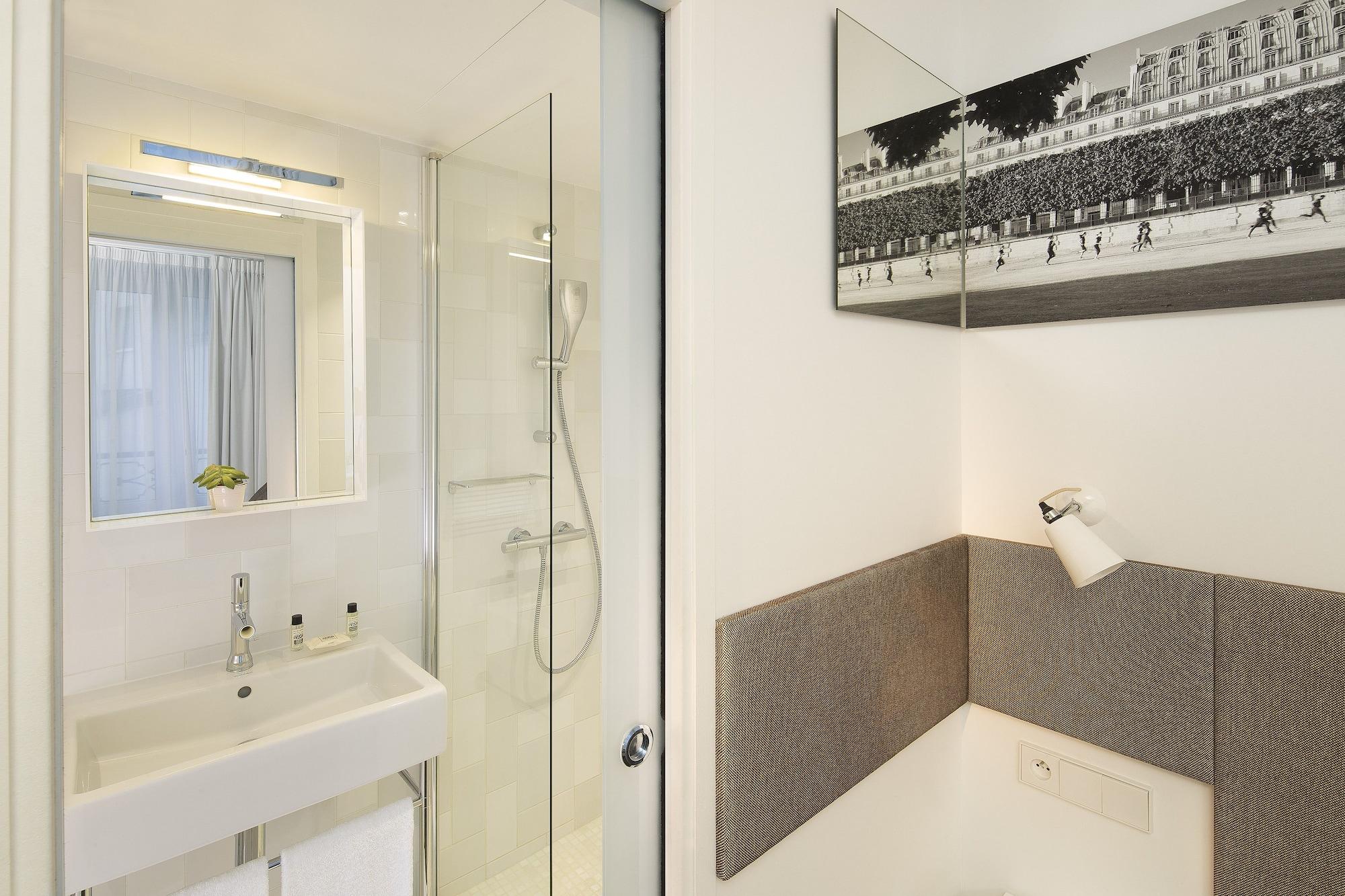 Mistral Hotel Paris