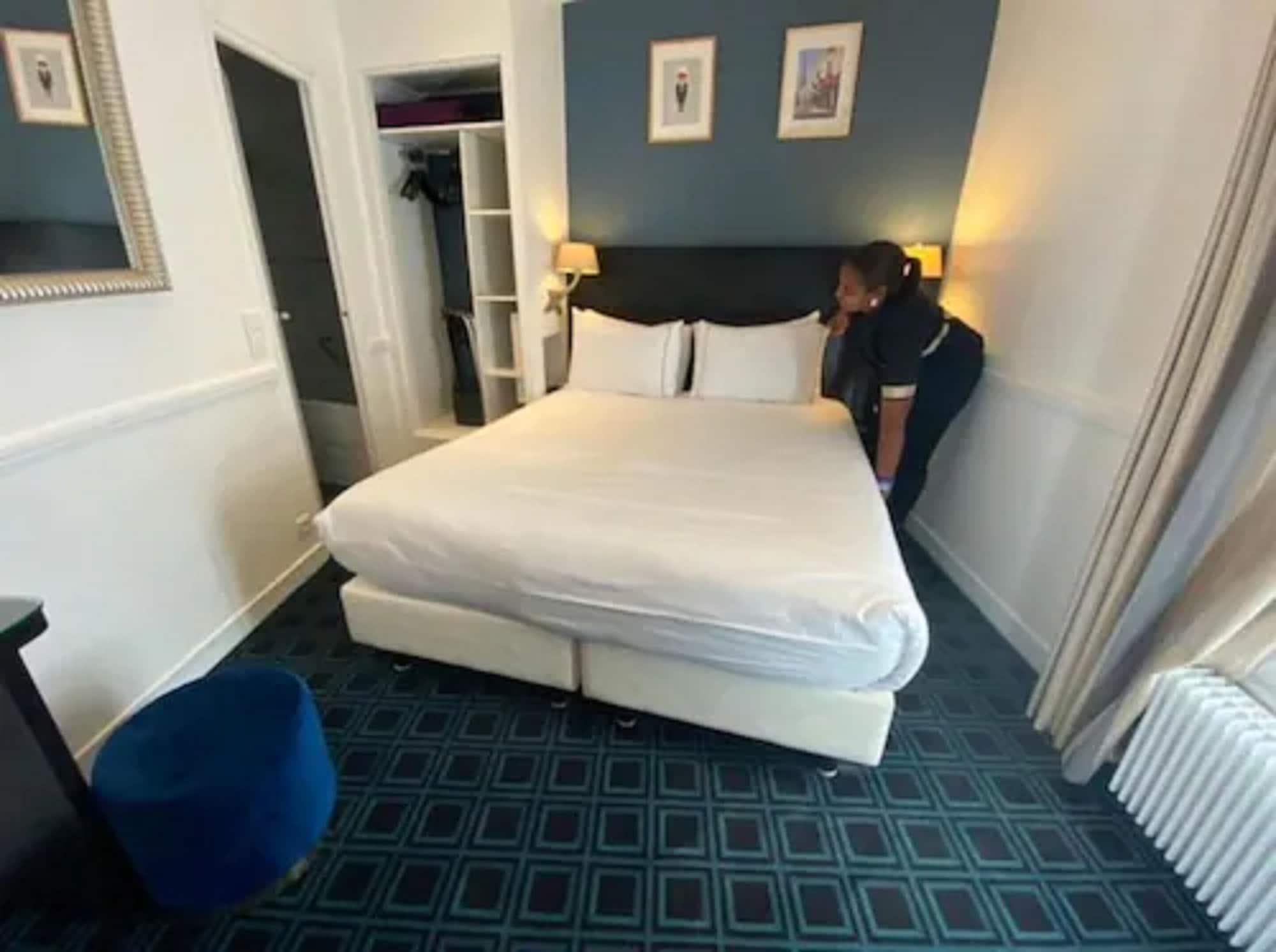 Etoile Trocadero Hotel 3*