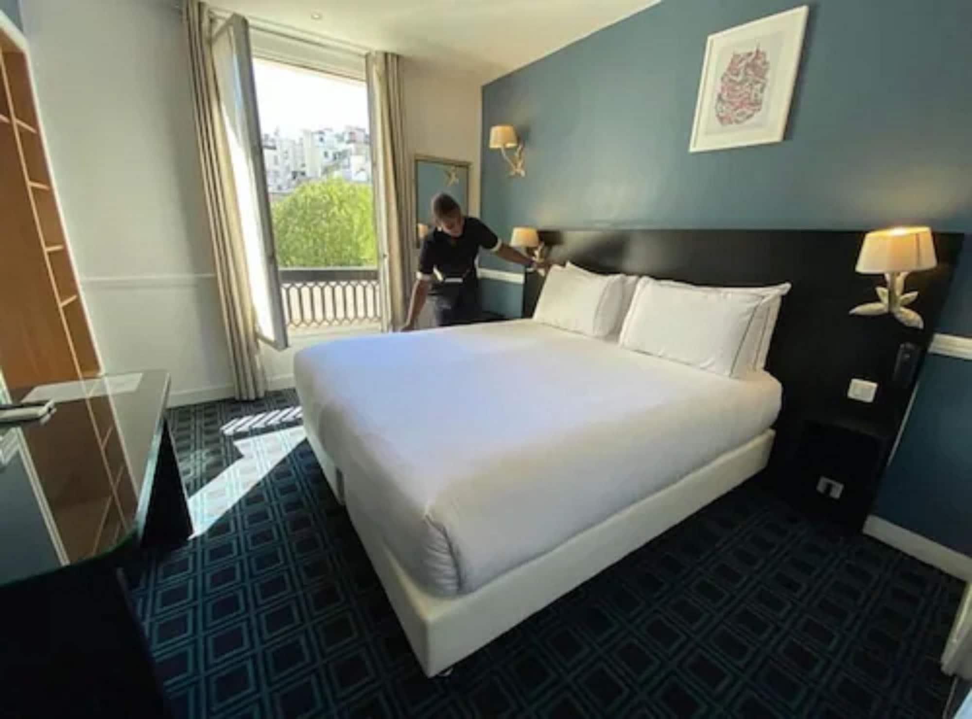 Etoile Trocadero Hotel