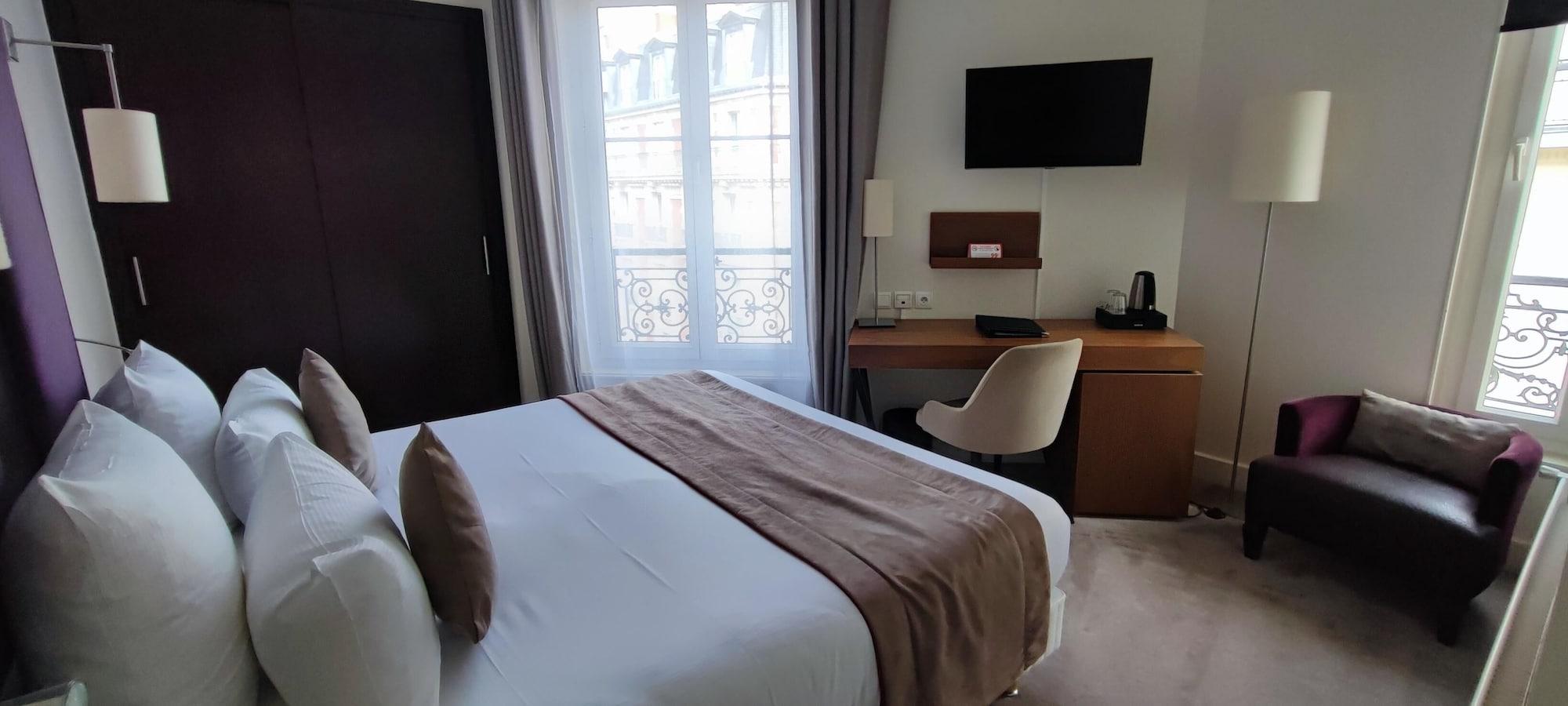 Elysees Bassano 4*