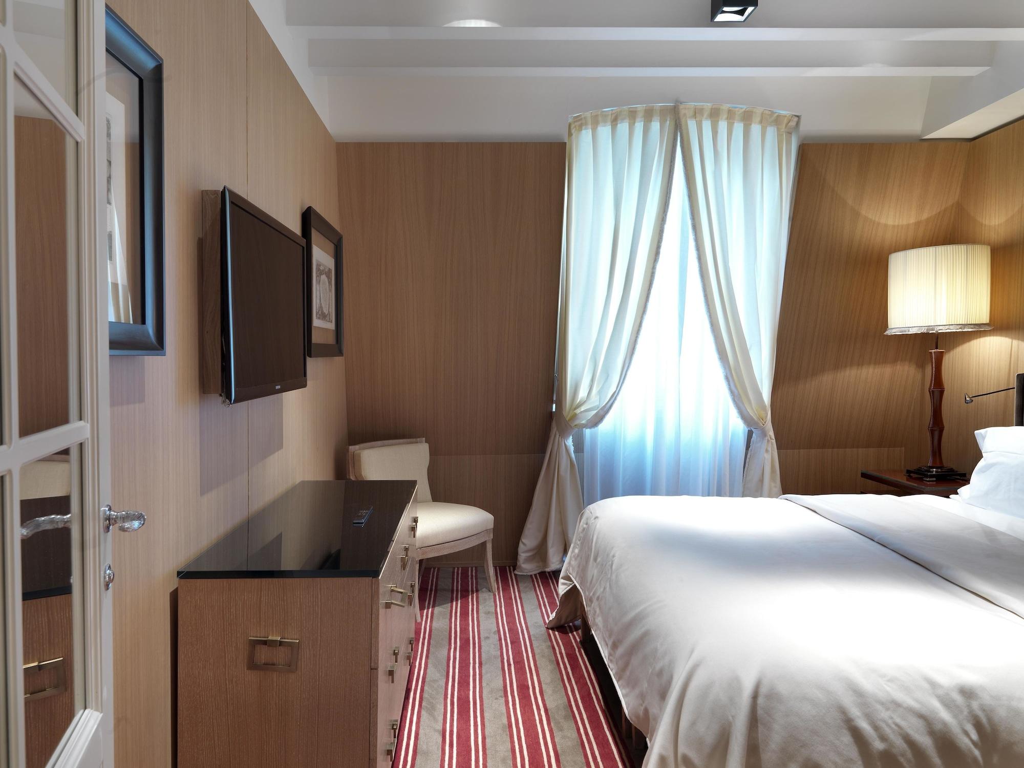 Marquis Faubourg Saint-honore Relais & Chateaux Hotel