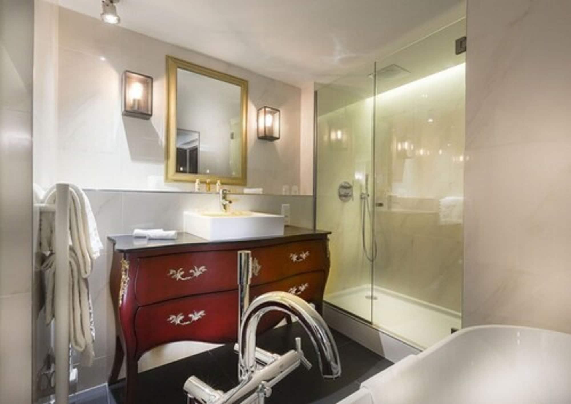 Hotel Moliere 4*