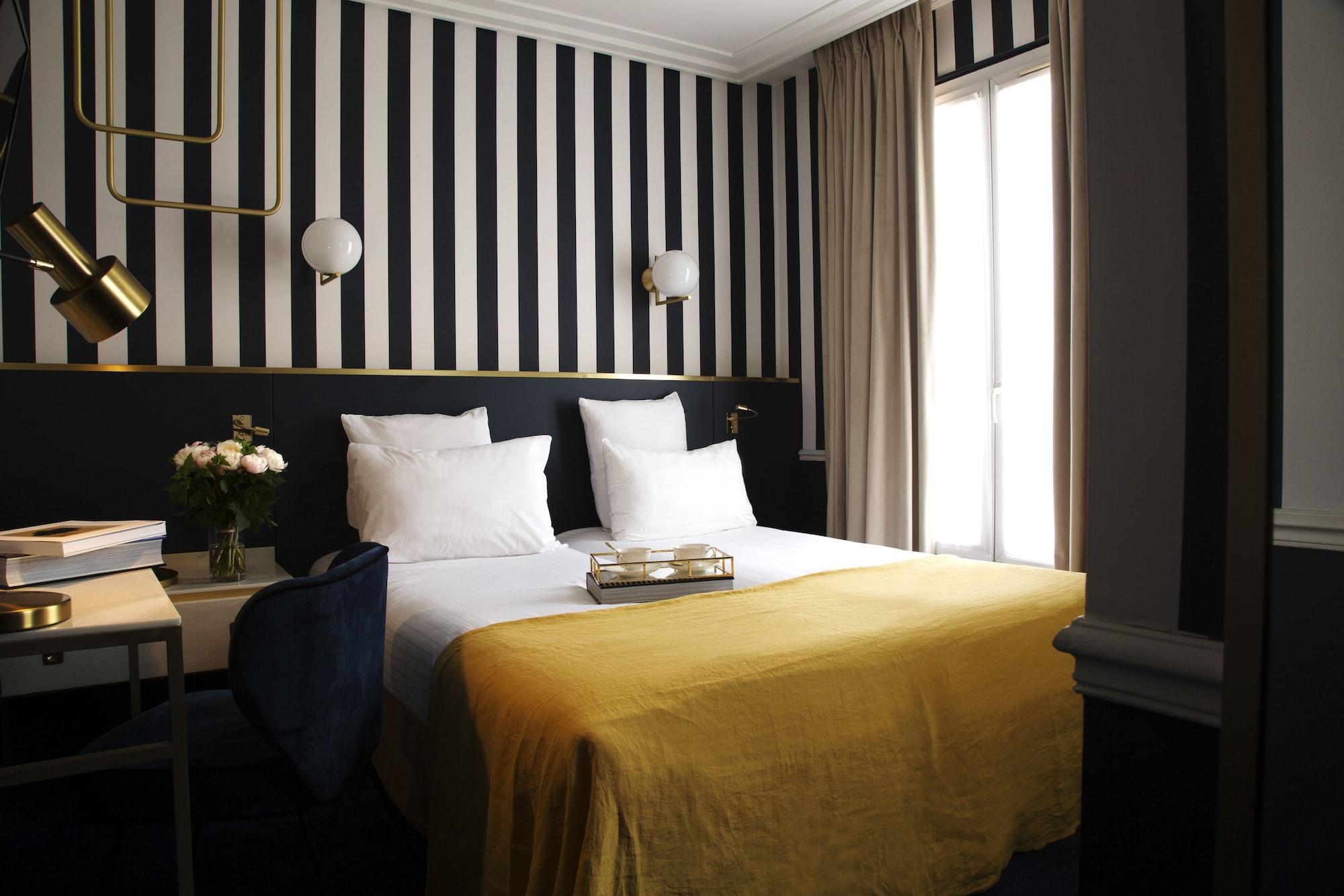 Lena Hotel 3*
